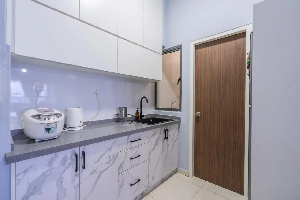Peaceful 3-Bedroom With Pool 5 Pax - Wangsa Maju Kuala Lumpur 0*,