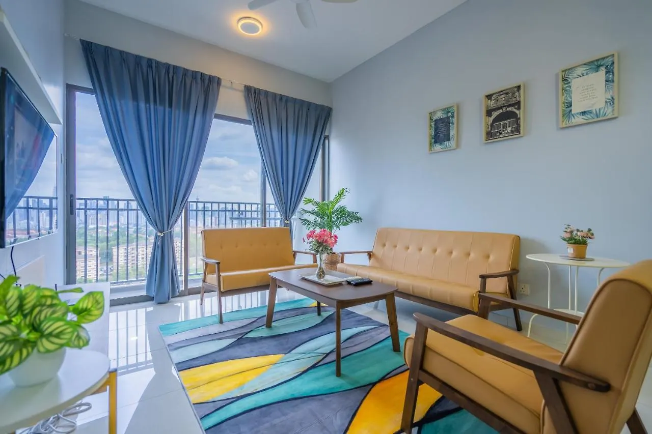 Peaceful 3-Bedroom With Pool 5 Pax - Wangsa Maju Kuala Lumpur